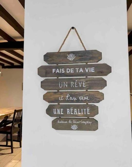 Maison - Piscine & Campagne Creuzier-le-Neuf エクステリア 写真